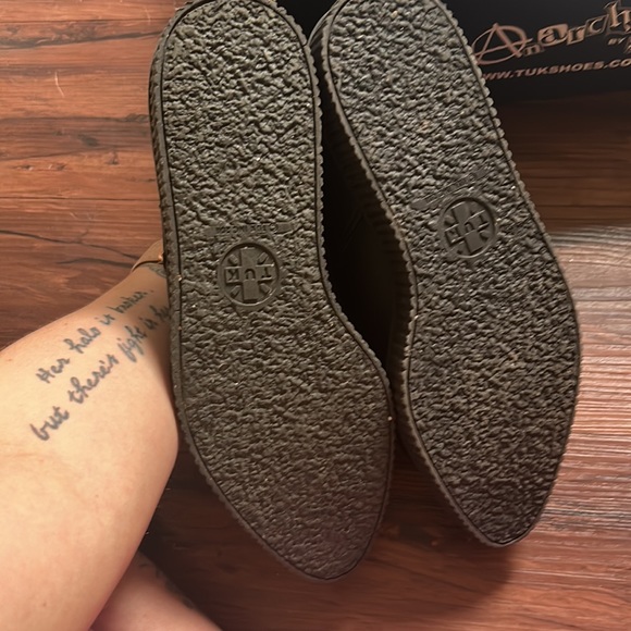 Anarchic pointed creepers - Picture 6 of 6